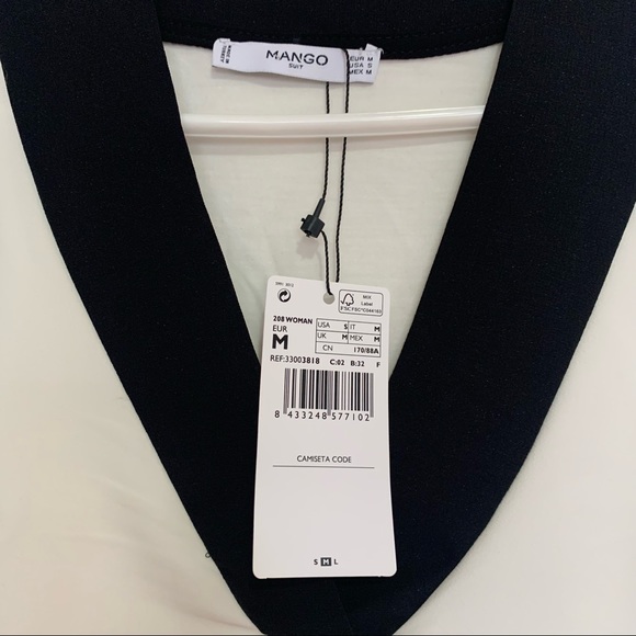 MANGO Blouse Off White With Black Collar NEW WITH TAGS Size Medium - Picture 11 of 11
